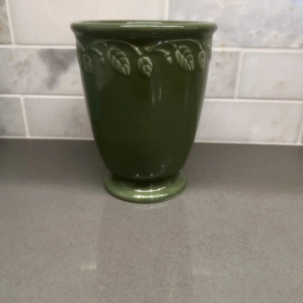 LONGABERGER Green Ceramic Vase Planter Pot Pencil Cup Leaves Excellent Condition
